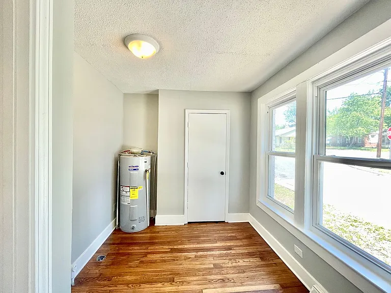 811 Dana Pl — Photo 25