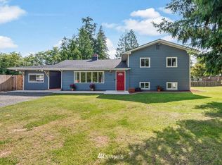 3610 Columbia Heights Rd, Longview, WA 98632
