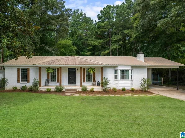 100 Helms Dr, Chelsea, AL 35043
