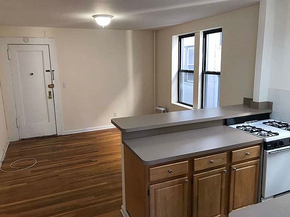 2nd image of 21-71 27th St #C