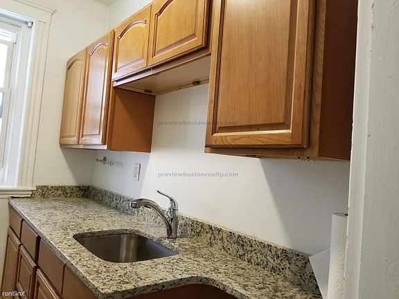 4th image of 1450 Commonwealth Ave APT 10-AD