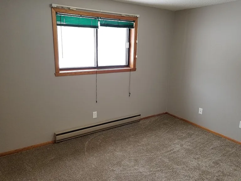 1004 N Union Ave — Photo 4