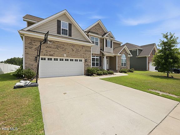 4th image of 2120 Moxie Lane