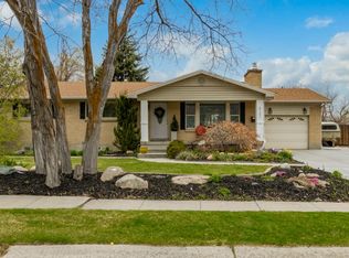 6722 S Lazybar Cir, Cottonwood Heights, UT 84121