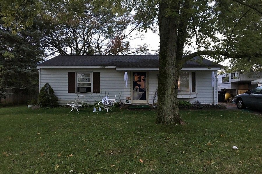 1st image of 2309 Brady Ln