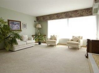 6436 N Keating Ave, Lincolnwood, IL
