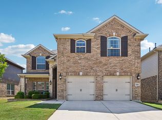 9400 Chuparosa Dr, Fort Worth, TX 76177