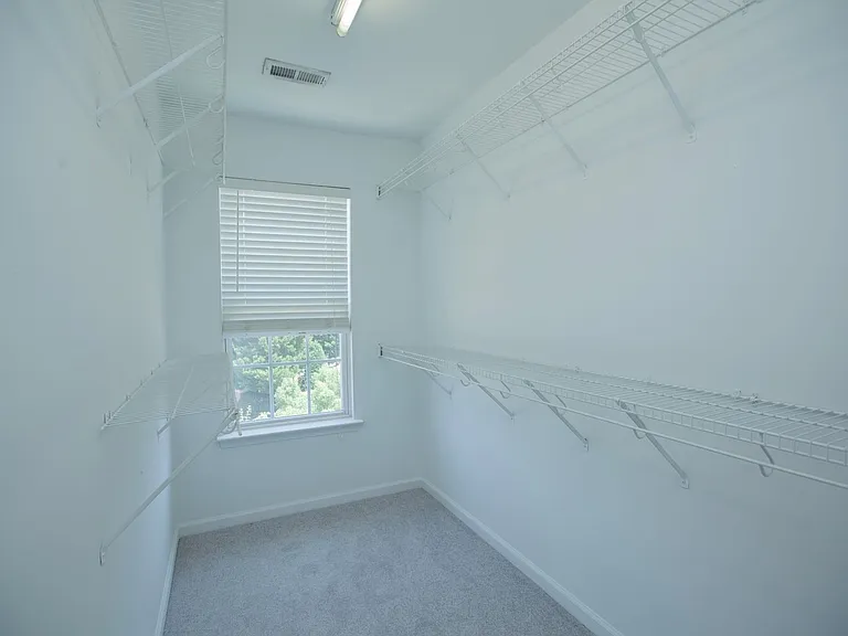 102 Chandler Chase Ct — Photo 24