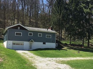 55112 Colerain Pike, Martins Ferry, OH 43935