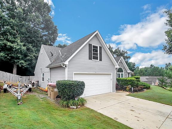 3rd image of 5125 Yellow Stone Dr