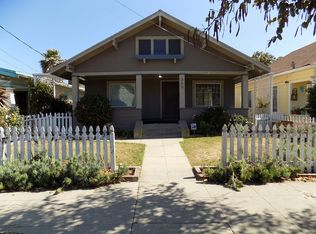 369 W 10th St, San Pedro, CA 90731