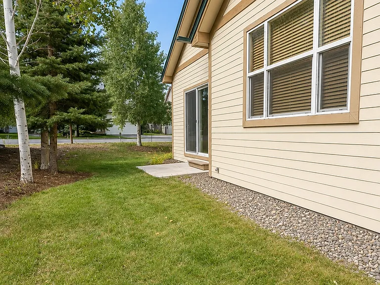 42 Audrey Cir — Photo 11