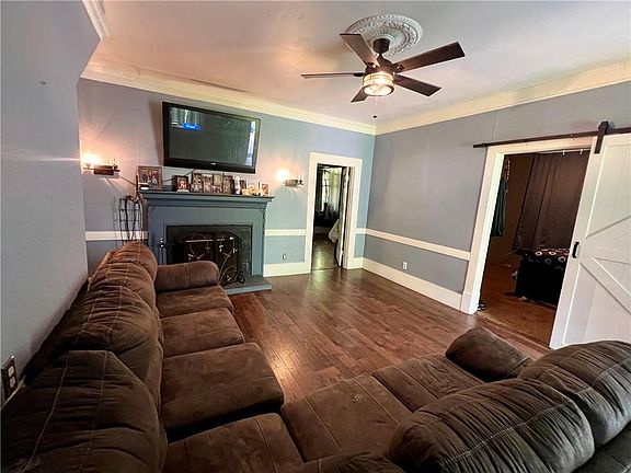 5th image of 5123 Breithaupt St