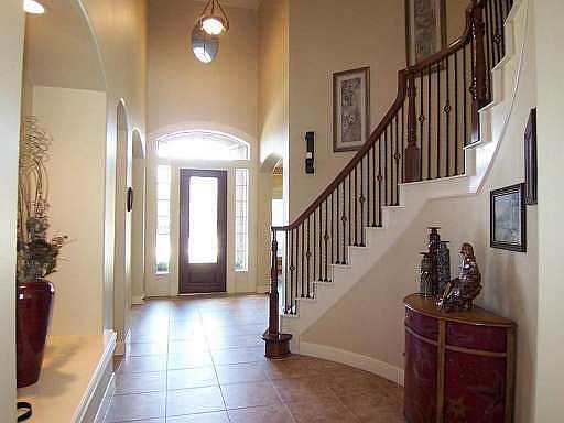 4th image of 6002 Mesa Brook Ln