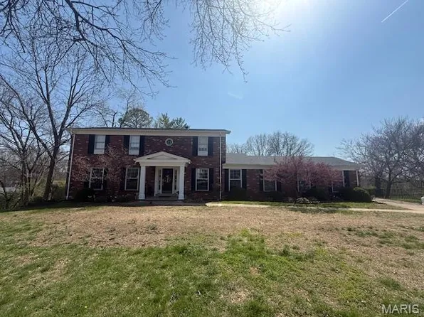 4832 Balmy Bay Ct, Saint Louis, MO 63128