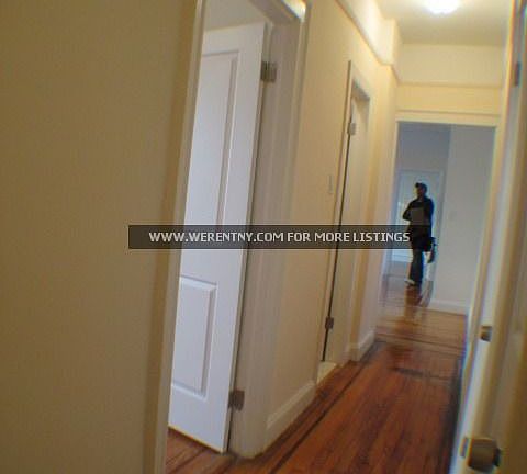 4th image of 2908 31st Ave APT B11
