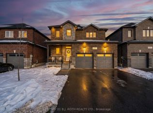 19 Rowley Cres, Springwater, ON L0L1P0