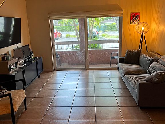 2nd image of 7915 Camino Real APT 116