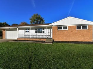 5551 Brentwood Ave NW, North Canton, OH 44720