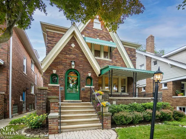 1258-1260 Lakepointe St, Grosse Pointe, MI 48230