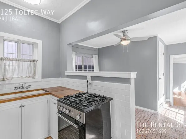 6125 Toltec Way, Los Angeles, CA 90042
