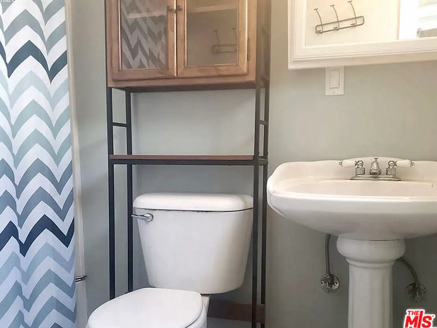 3 bed, 1425 sqft, $4,500 — Photo 3