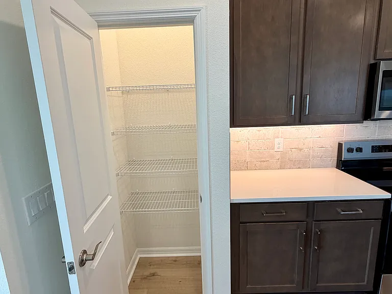 7519 Sea Oak Ct — Photo 8