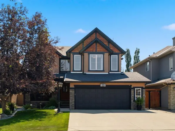 31 N Chapala Close SE, Calgary, AB T2X 3T1