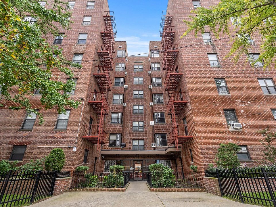 1st image of 88-10 32nd Avenue #201