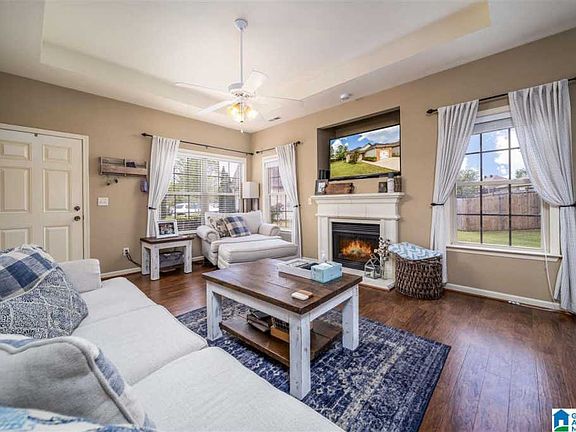4th image of 1028 Meriweather Dr