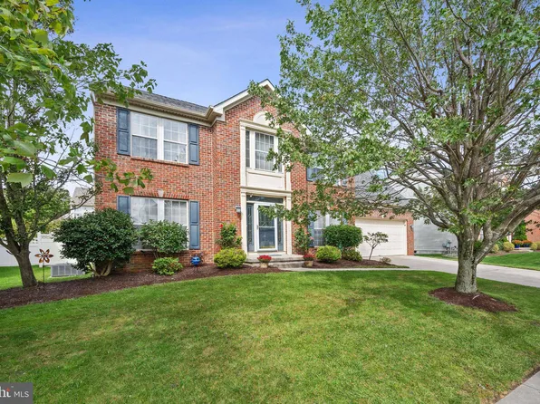 17 Crossing Dr, Linwood, NJ 08221