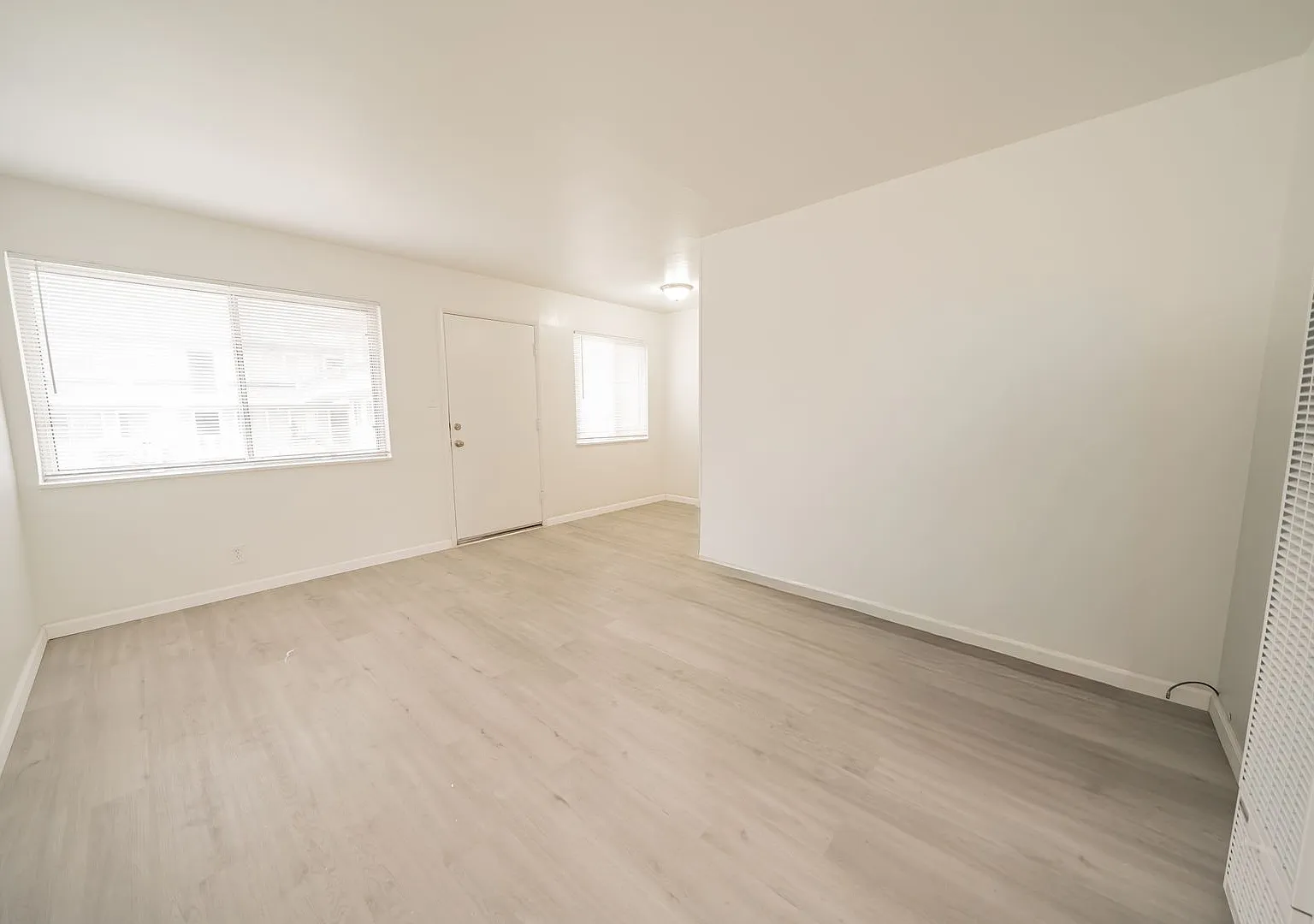 Orchard Apartments — Photo 3