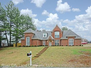 4274 Old Forest Rd, Memphis, TN 38125