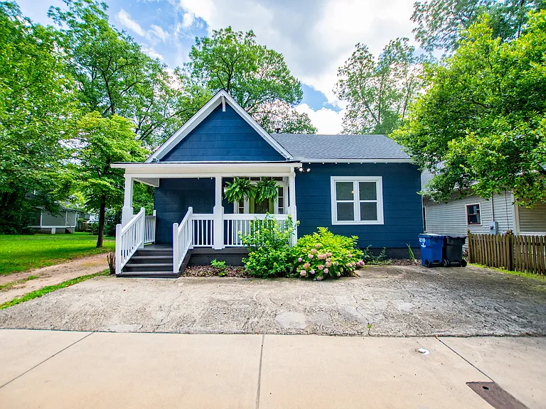 1818 Taylor Ave — Photo 7