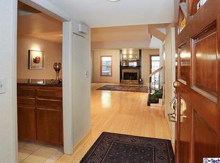 3130 Montrose Ave APT 107, Glendale, CA 91214