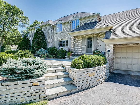 4th image of 662 Ivy Falls Ct