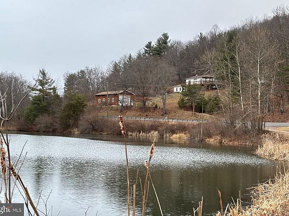 4th image of 1299 Parker Hollow Rd