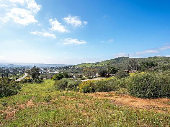 4th image of 0 Summit Ave