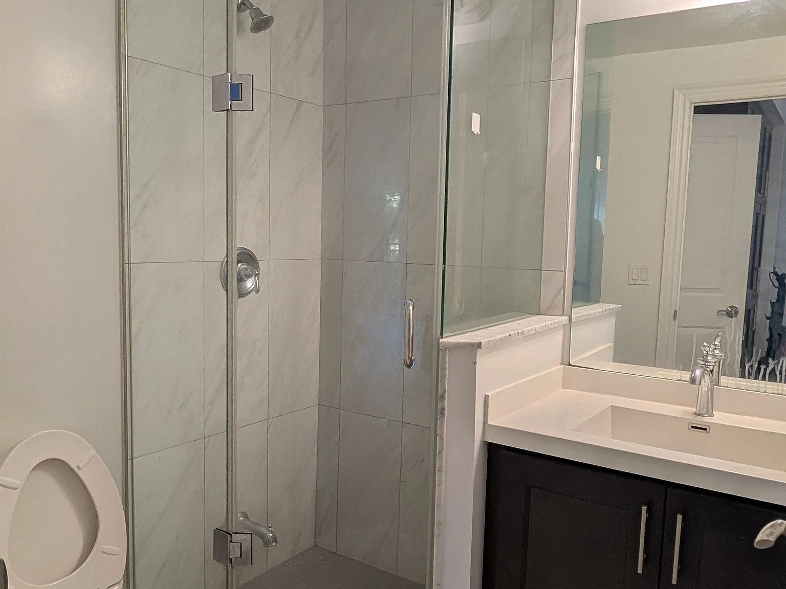 4 bed, $3,950 — Photo 4