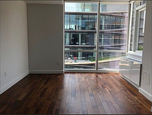 3rd image of 507 W 28th St APT 1105