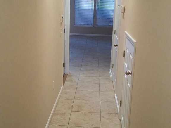 5th image of 1500 Pitney Cir