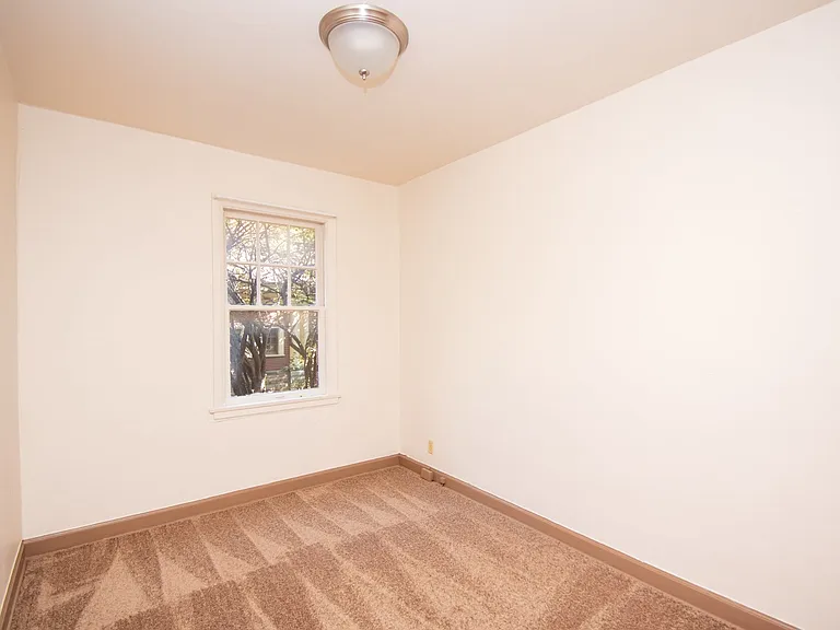 55 Hamilton Park — Photo 10