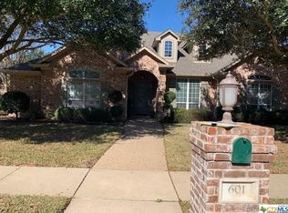 601 Hunters Run, Woodway, TX 76712