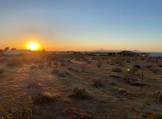 23130 Laurel St, Apple Valley, CA 92308