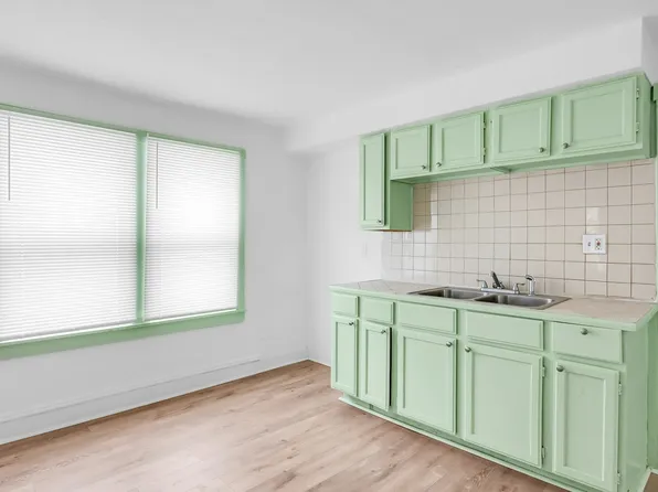 509 E 143rd St Unit B, Cleveland, OH 44110