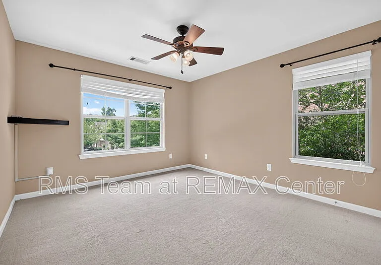 1572 Lenox Overlook Rd — Photo 23