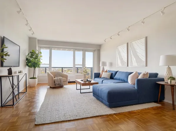 111 Perkins St APT 241, Jamaica Plain, MA 02130