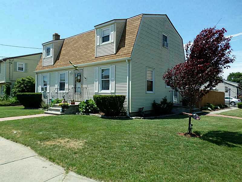 1st image of 94 Whirlaway Pl