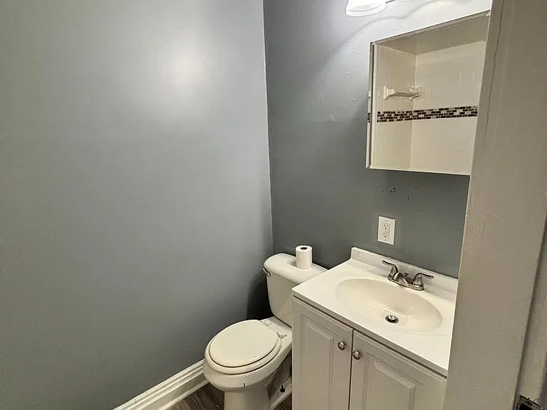 228 Telfair St #B — Photo 6