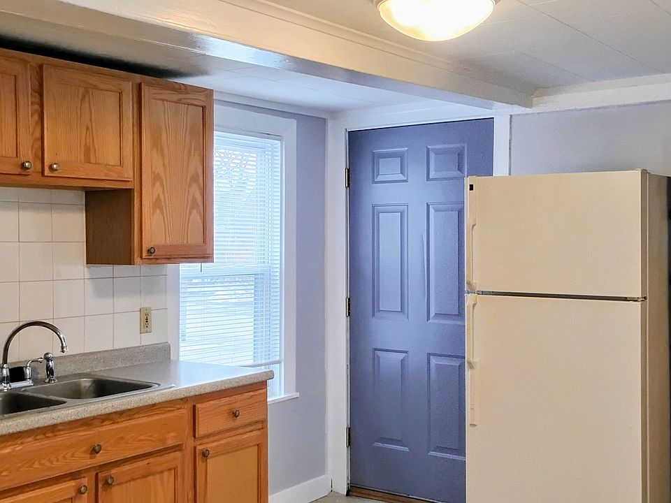 Southern facing replacement window, Bright and Sunny, so nice!
Steel Entry door in closed position.